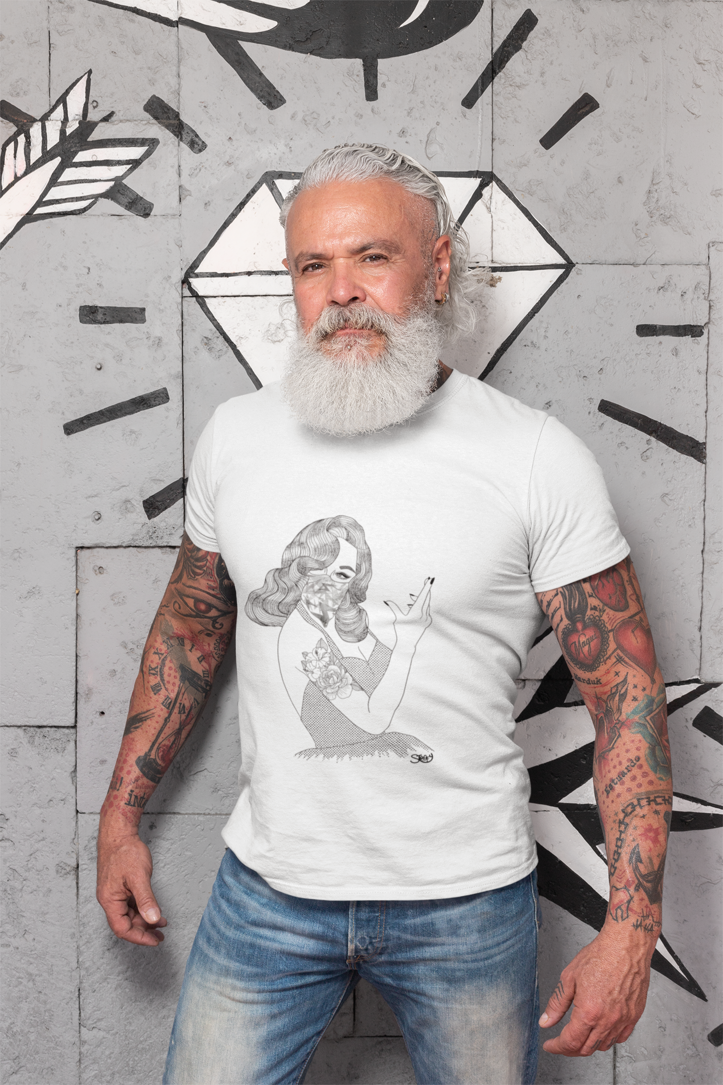 Still Fabulous T-shirt - The SToOFy Store